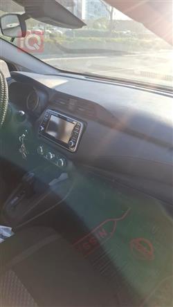 نيسان فيرسا